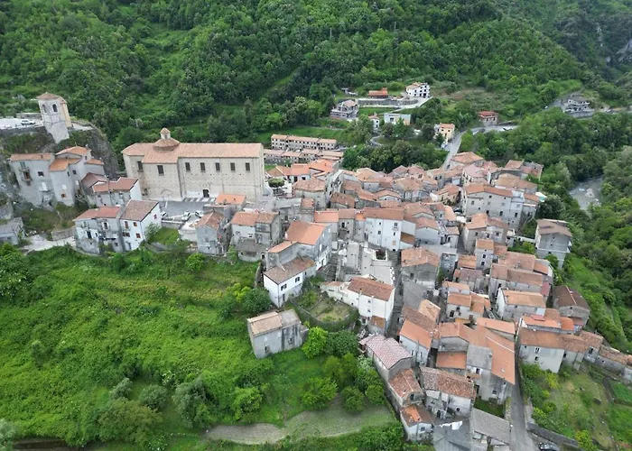 Palazzo 1815 3* Papasidero