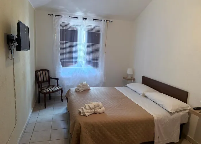 Palazzo 1815 לינה וארוחת בוקר 3*